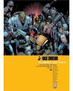 Judge Dredd: The Complete Case Files 42